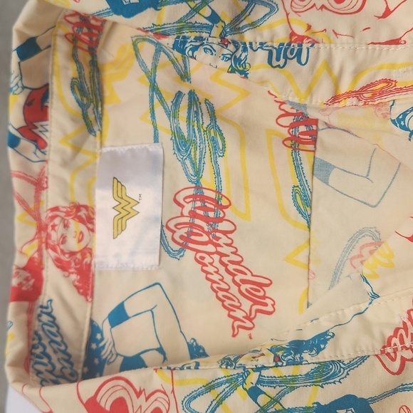 Wonder Woman Colorful Graphic Button Shirt - Picture 5 of 6